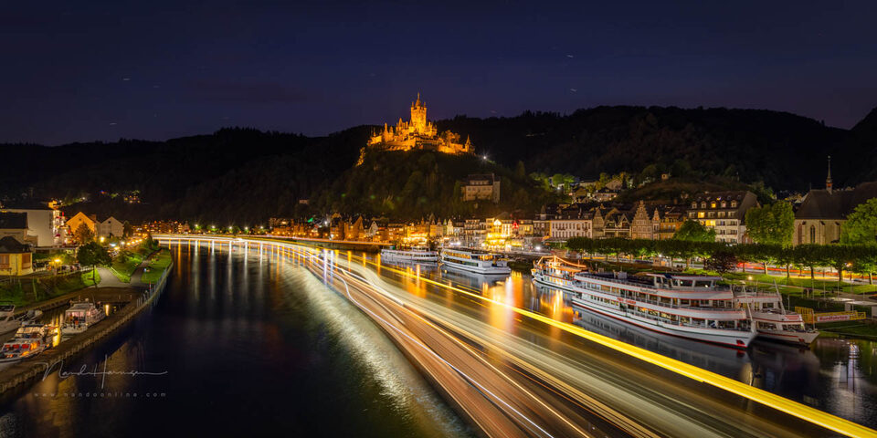 Nando cochem nacht strepen - f/8, 5s, 100 ISO @ 24mm Nando cochem nacht strepen - f/8, 5s, 100 ISO @ 24mm