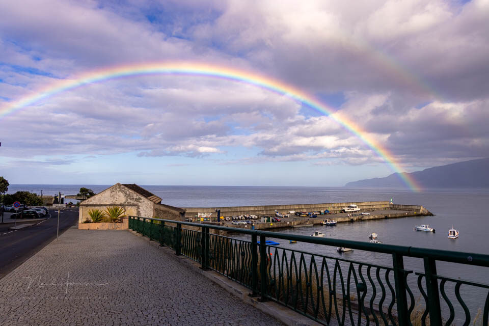 Voor een regenboog moet je met het licht mee fotograferen - f/8, 1/800s, 200 ISO @ 24mm