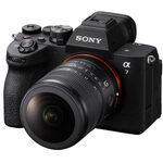 Sony FE 8-14mm f/3.5 Fisheye G lens Sony FE 8-14mm f/3.5 Fisheye G lens